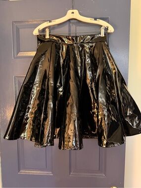 Vixen by Micheline Pitt Miss Kitty Black Vinyl Skater Skirt L